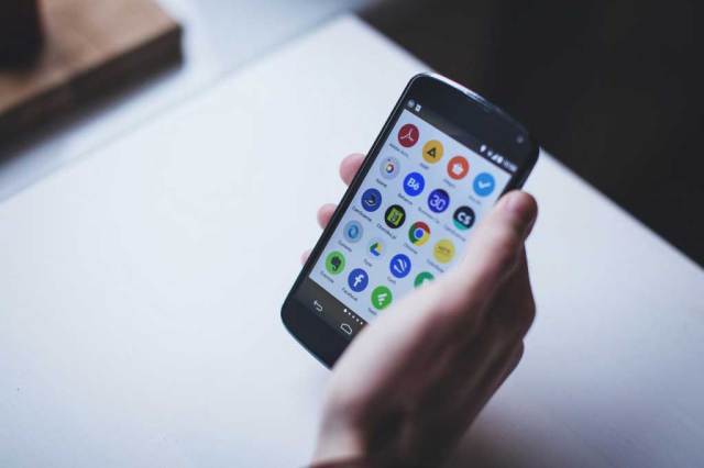 cuba setiap fungsi dalam untuk kamera handphone anda