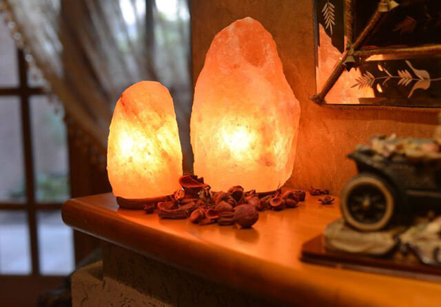 himalayan-crystal-salt-lamp