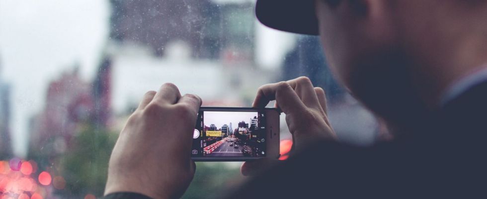Cara ambil gambar guna hadnphone