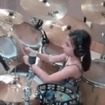 Info Santai: Budak Perempuan 10 Tahun Bermain Drum. Anda Pasti Kagum Dengannya !